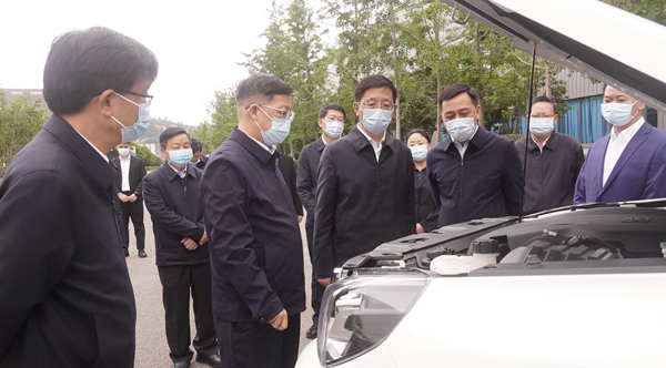 云南省委副书记、省长王予波带队到 尊龙凯时动力开展调研